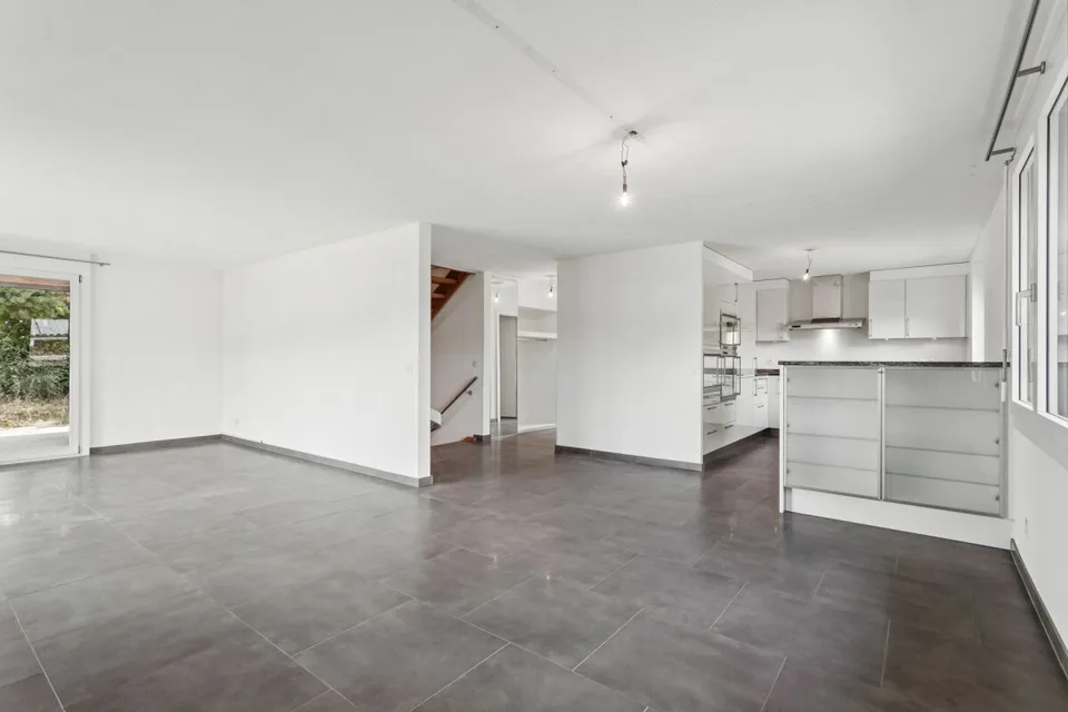 Gepflegtes Einfamilienhaus in ruhigem Wohnquartier in Gals BE