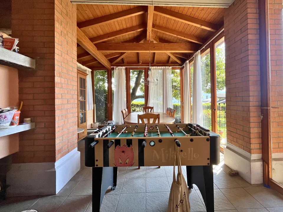 Bezaubernde Villa in Vacallo – 5.5 Zimmer im Grünen mit Panoramablick – Foto 9 von 17