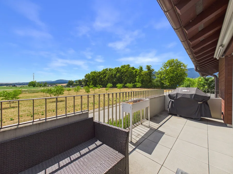 Charmant appartement de 2,5 pièces à Mathod – Neuf, lumineux et calme