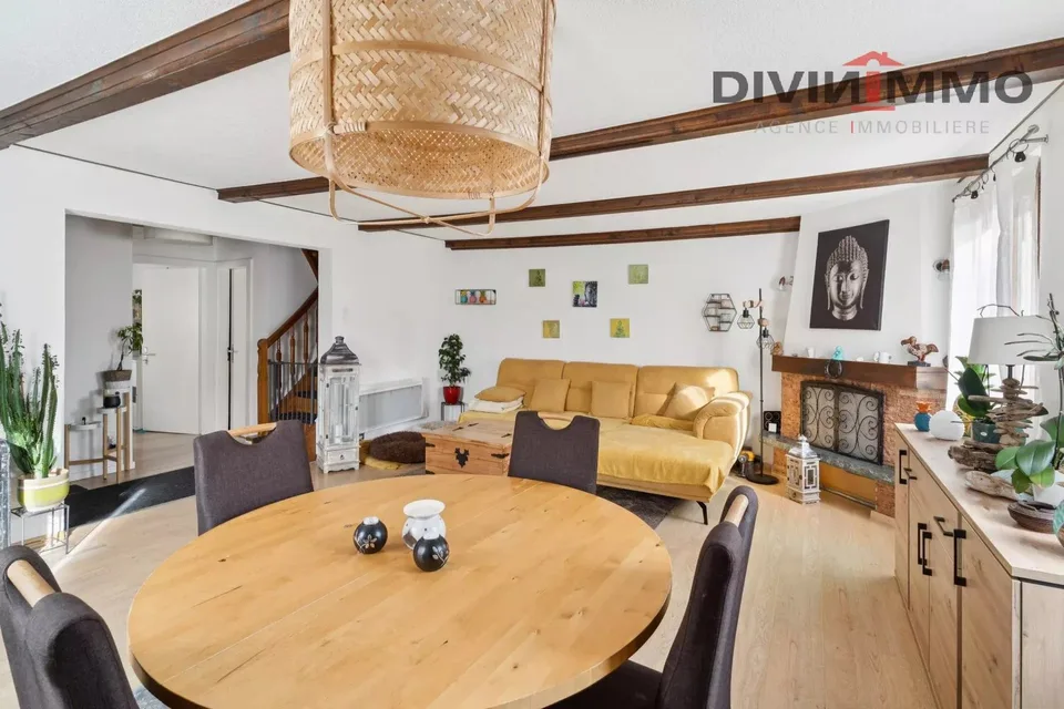 Duplex of 5.5 rooms in a village house