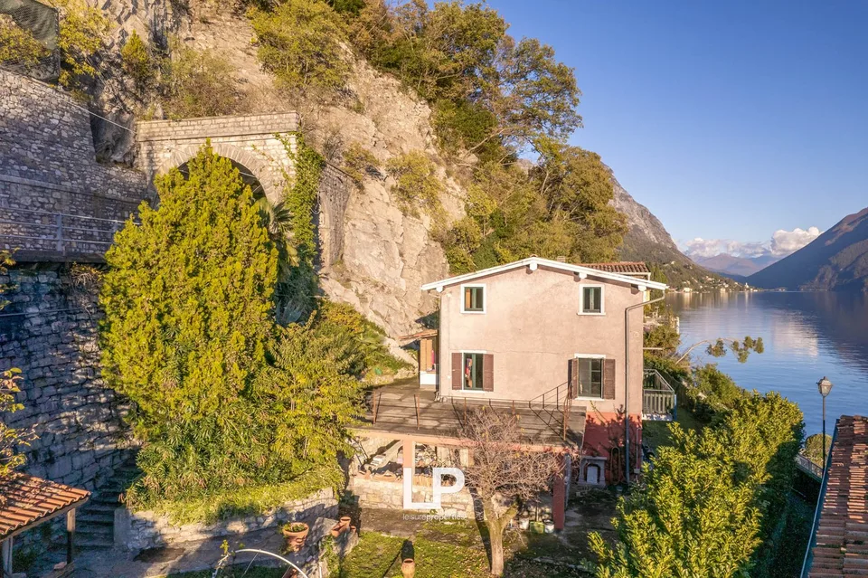 Villa in Valsolda direkt am See – Foto 7 von 28