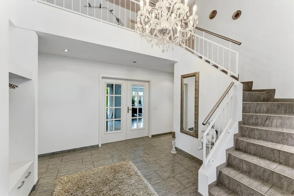 Maison unifamiliale exclusive avec piscine