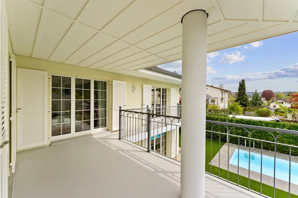 Casa unifamiliare esclusiva con piscina – foto 7 di 8
