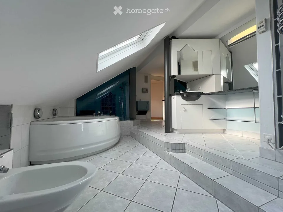 Exklusive 4.5 Zi Maisonettewohnung - Understatement vom Feinsten – Foto 8 von 12