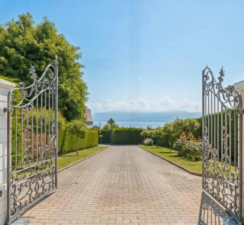 Co-exclusivité - Villa individuelle avec vue somptueuse à Dully
