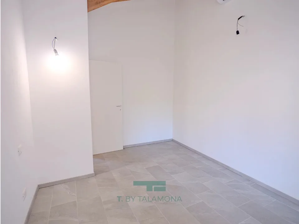 Renovierte Wohnung auf zwei Ebenen im Dorf Nasca – Foto 9 von 13