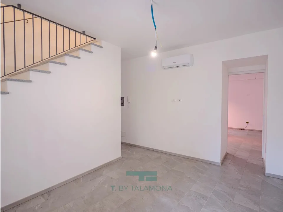 Renovierte Wohnung auf zwei Ebenen im Dorf Nasca – Foto 12 von 13