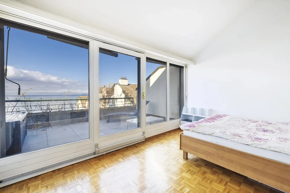 Au bord du lac - Beau 3.5 pièces en duplex