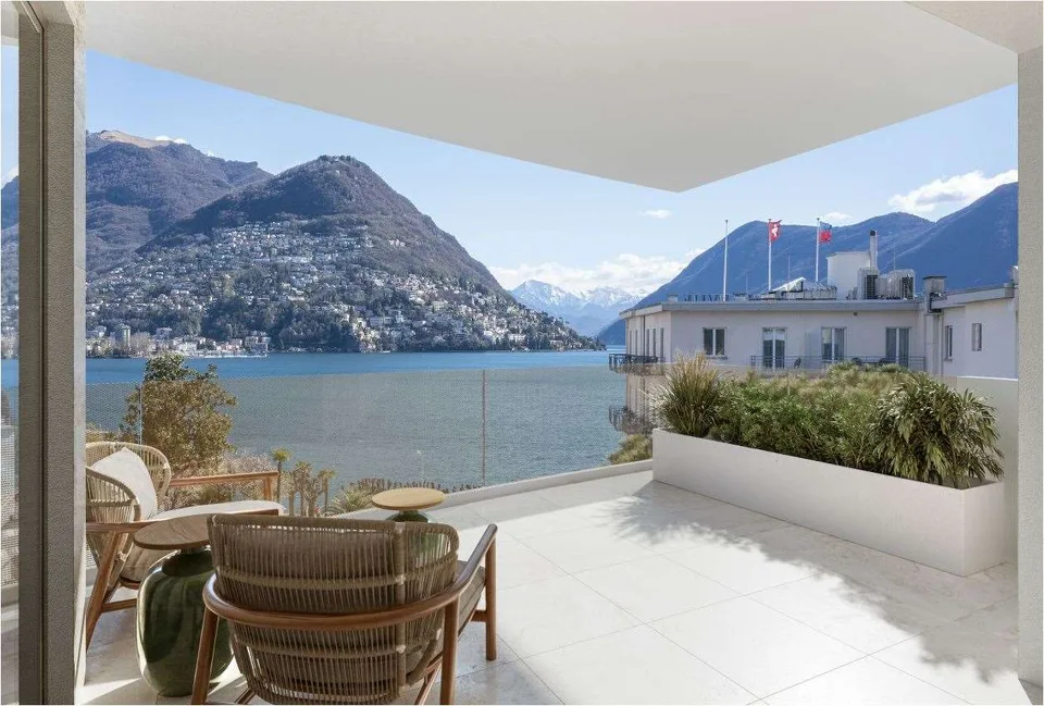 Lugano centro: lussuoso attico di nuova costruzione con vista lago