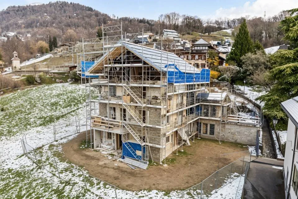 Meraviglioso appartamento di 4.5 locali ristrutturato con terrazza e giardino a Brent / Montreu – foto 8 di 8
