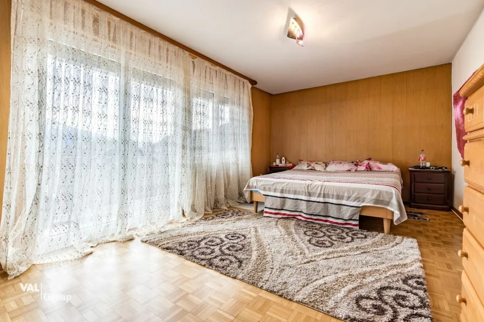 Raumwunder mit Charme - 6.5-Zimmer-Duplex im Herzen von Salgesch