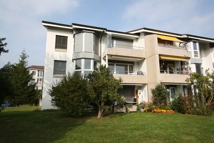 Maisonettewohnung in Brügg zu vermieten