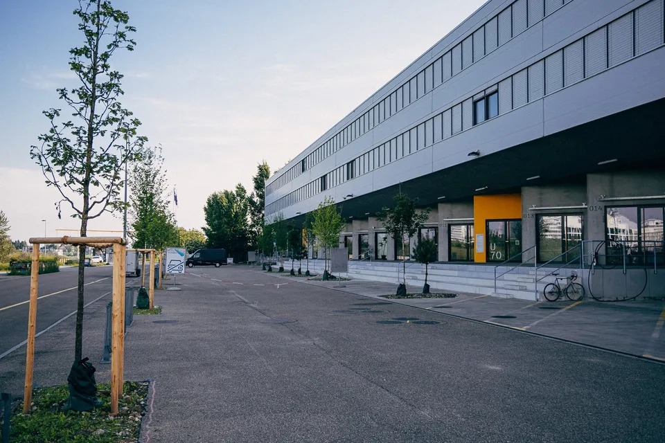 Ampio spazio per uffici con due terrazze private