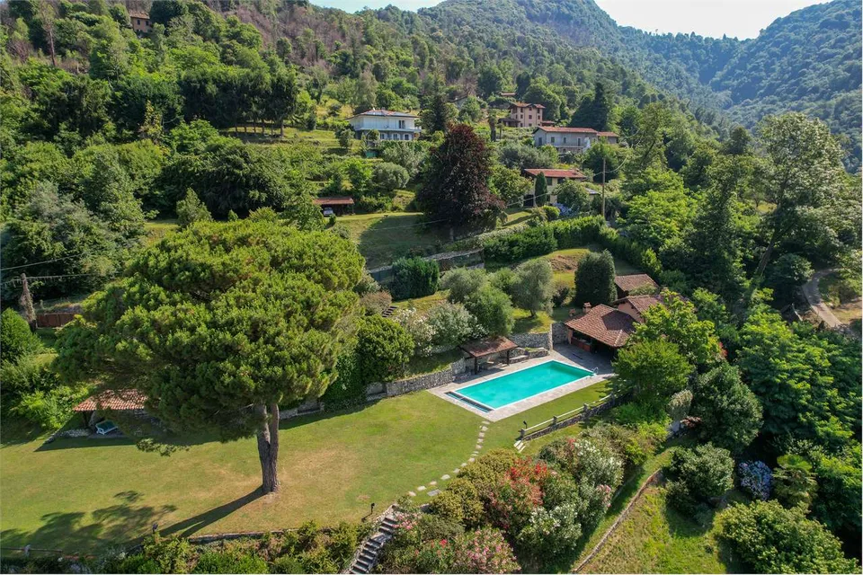 Villa zur Miete in ruhiger Lage und nahe dem Stadtzentrum – Foto 9 von 13