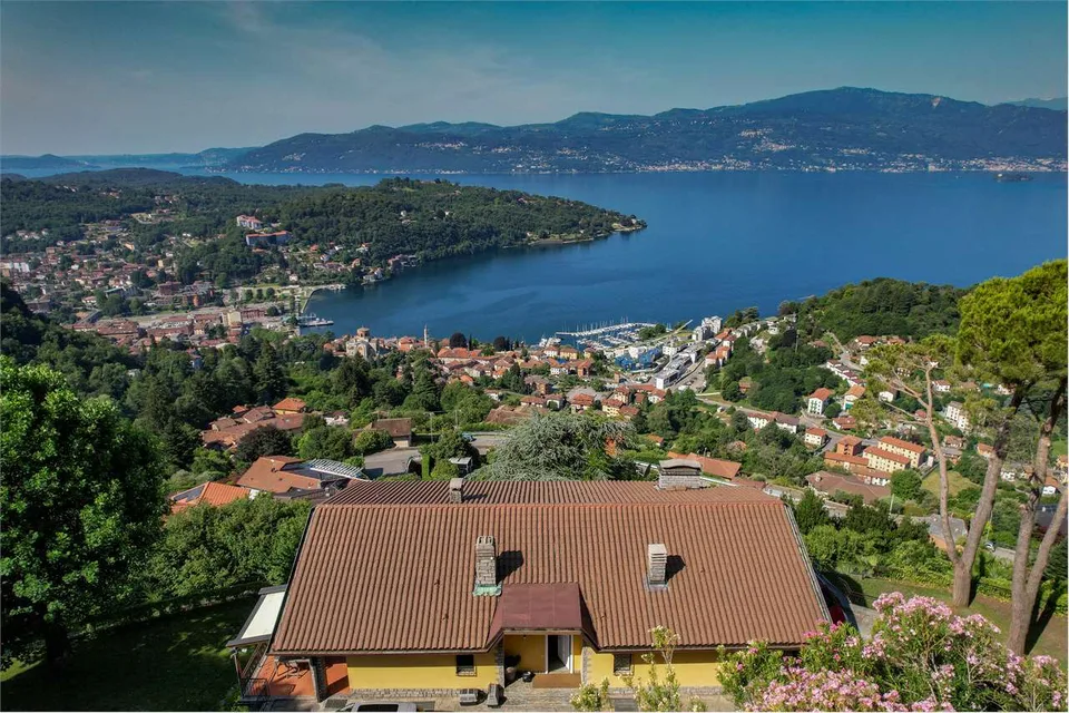 Villa zur Miete in ruhiger Lage und nahe dem Stadtzentrum