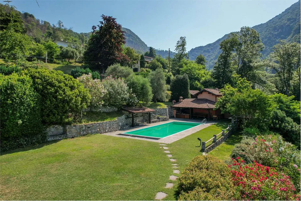 Villa zur Miete in ruhiger Lage und nahe dem Stadtzentrum – Foto 7 von 13