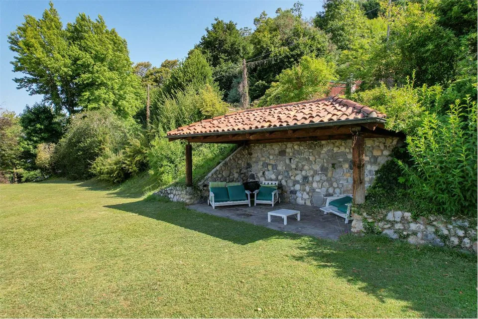 Villa zur Miete in ruhiger Lage und nahe dem Stadtzentrum – Foto 13 von 13