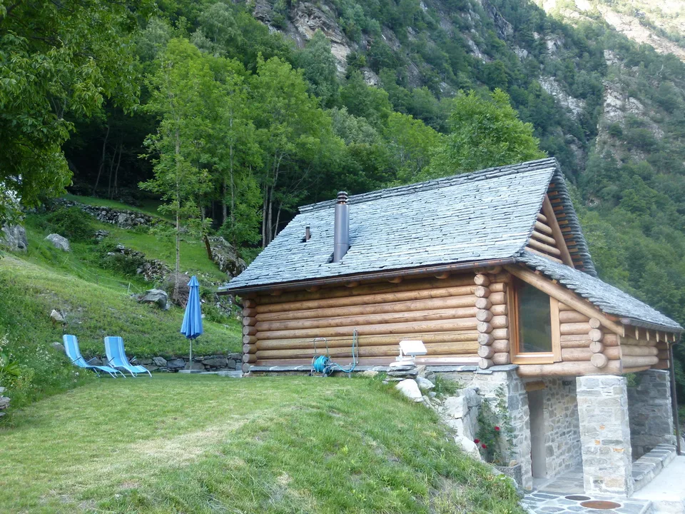 Affittasi, Chalet di vacanze, 6695 Peccia, Rif. 96041