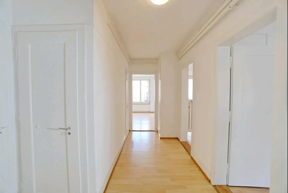 Helle 3-Zimmer-Wohnung mit Balkon in Bern