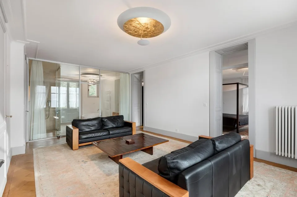 Prächtige 15-Zimmer-Villa mit außergewöhnlichem Blick zu vermieten, möbliert