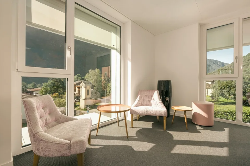 Büros in gemeinsam genutztem professionellem Raum in Grono (GR)