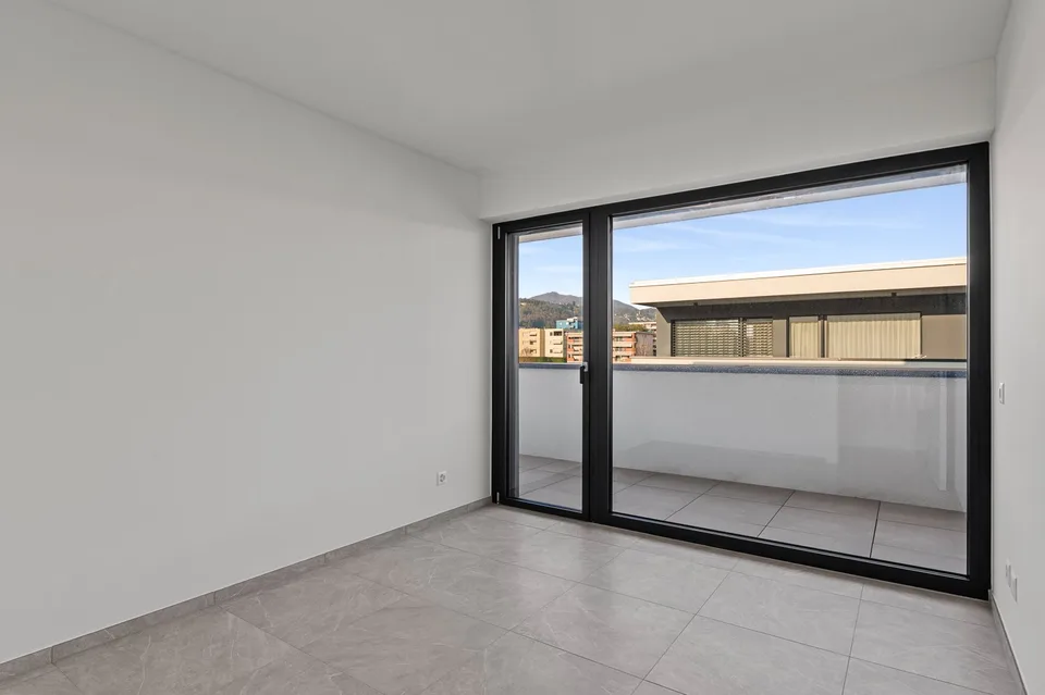 ULTIMO  ATTICO quadrilocale con grande terrazza