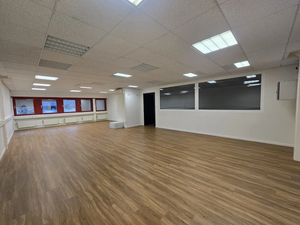 Ufficio di 119m² - Ideale posizione a Gland