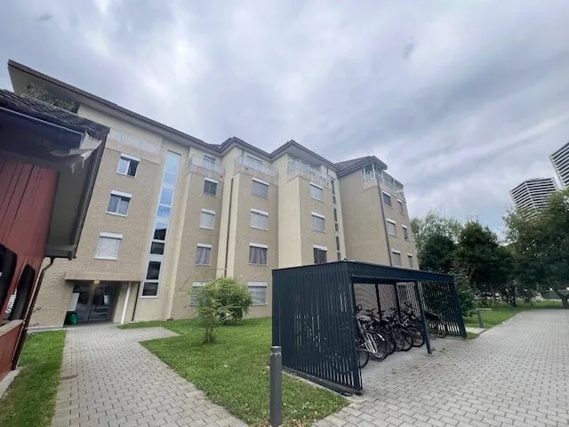 Doppelgarage in Dübendorf zu vermieten!