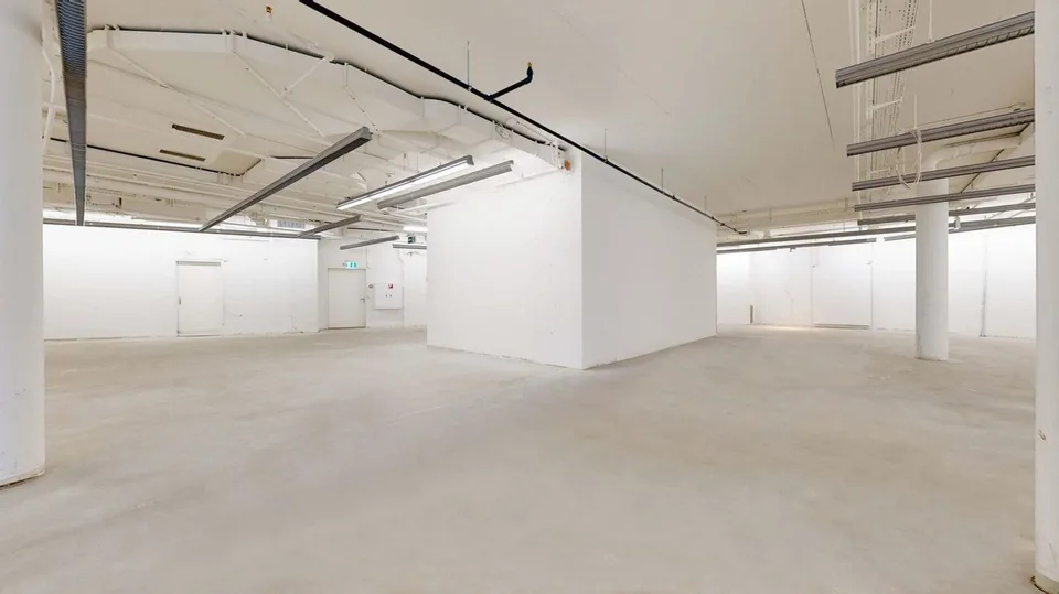 "699 m² Verkaufsfläche direkt neben New Yorker!" – Foto 7 von 8