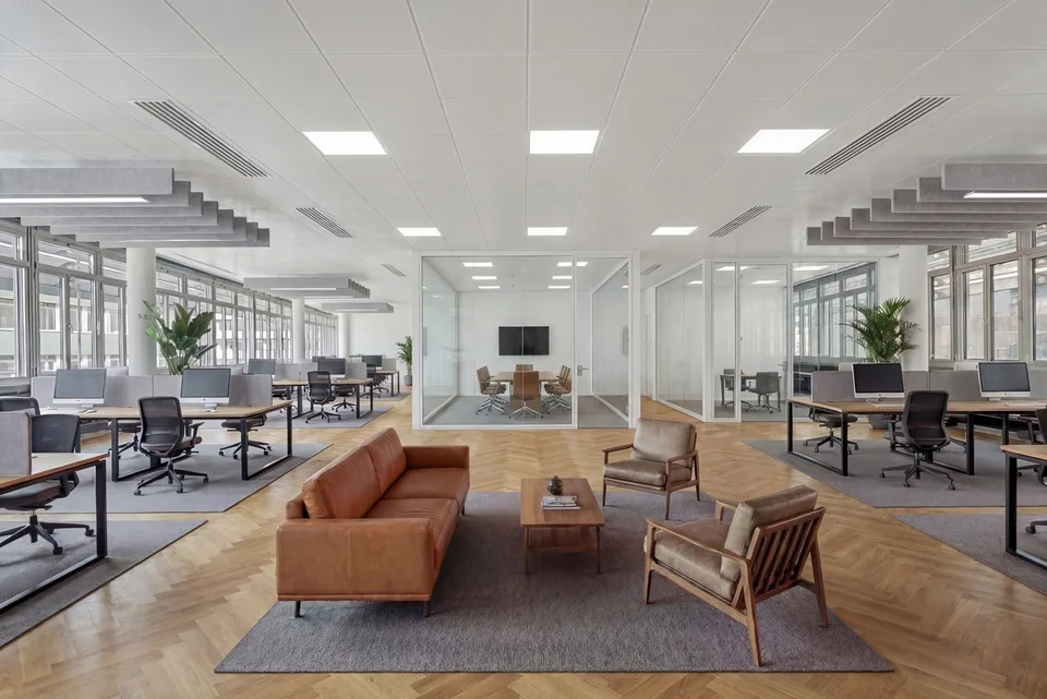 500 m² d'espace au rez-de-chaussée dans un excellent emplacement à Zurich-Oerlikon – photo 8 sur 11