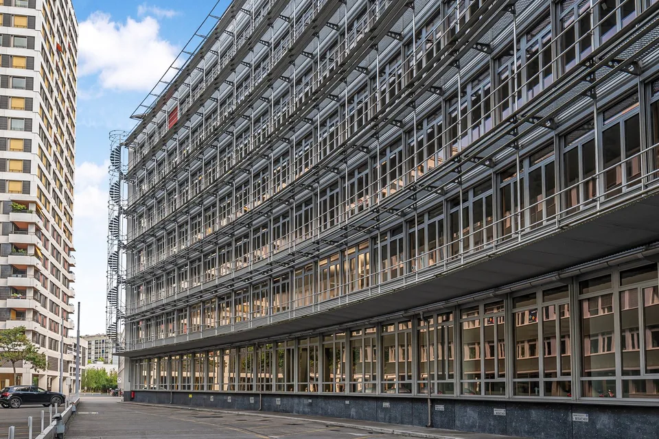 500 m² Erdgeschossfläche an bester Lage in Zürich-Oerlikon