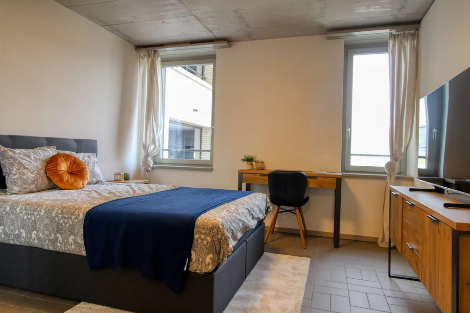 Studio moderno con balcone a Schlieren – disponibile immediatamente!
