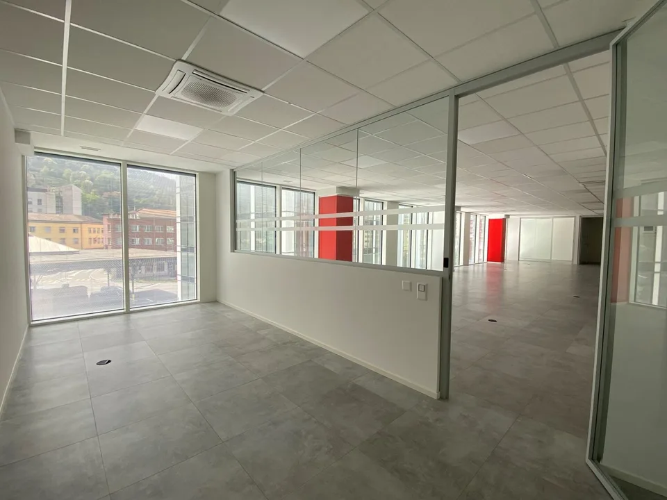 400 m2 di ufficio in affitto a Chiasso - Nuovo centro amministrativo e commerciale