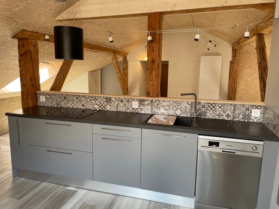 Zwei-Zimmer-Wohnung unter dem Dach