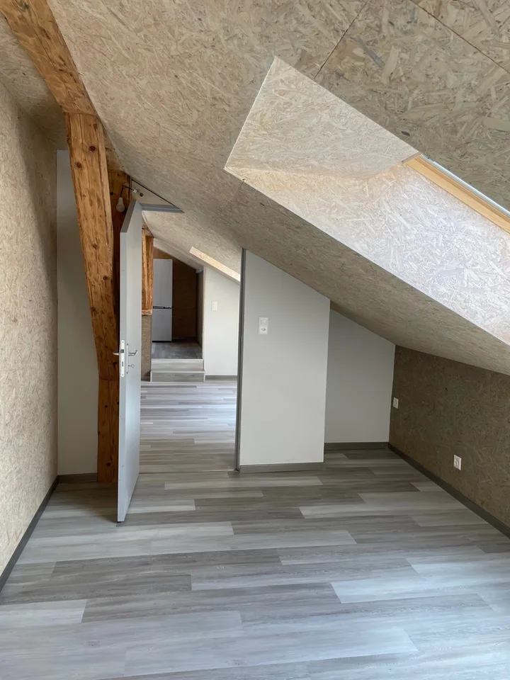 Zwei-Zimmer-Wohnung unter dem Dach – Foto 6 von 10