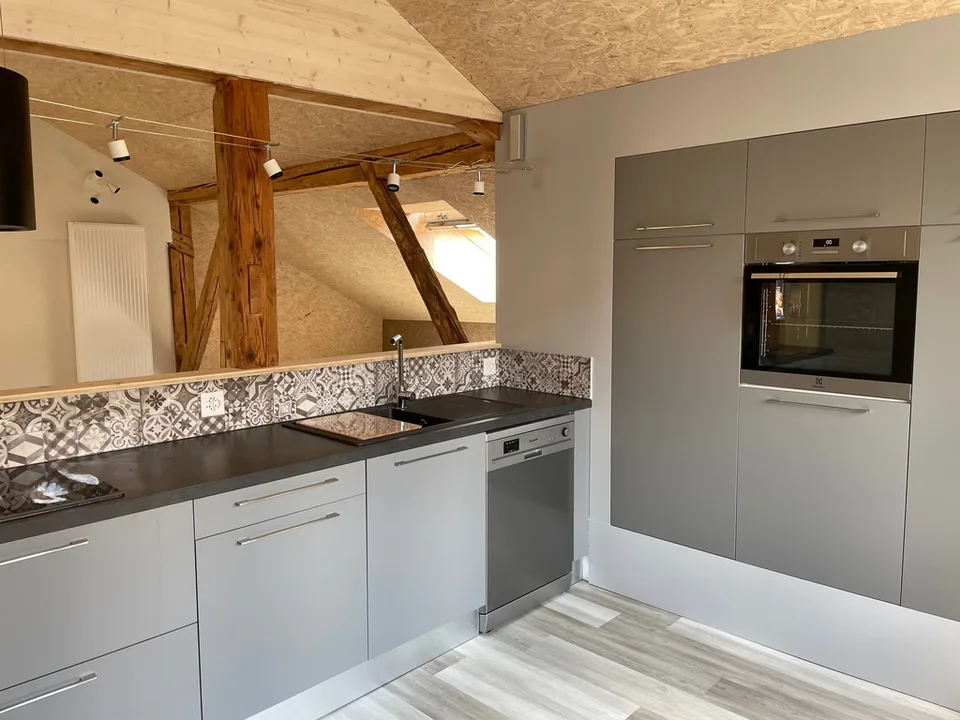 Appartement de 2.5 pièces sous les combles