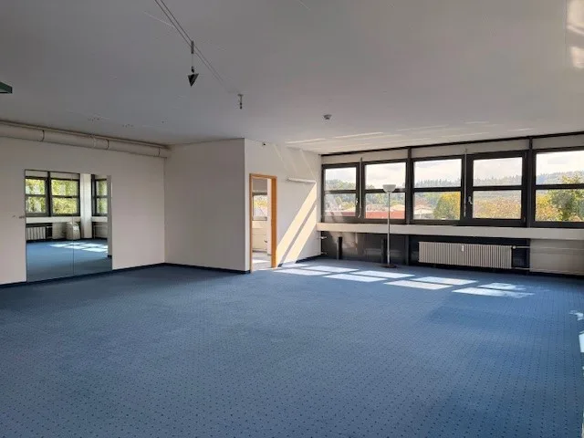 À l'emplacement idéal : locaux commerciaux polyvalents (bureau/cabinet) au centre de Solothurn