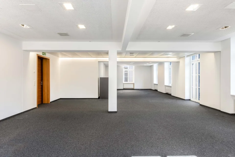 Moderne Büroräume an zentraler Lage in Glarus