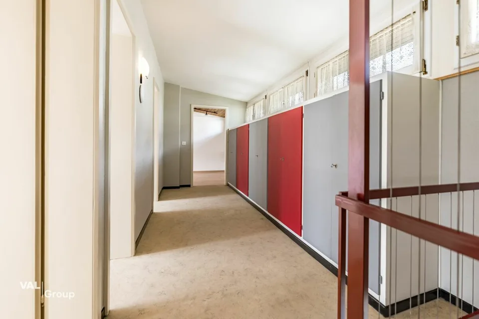 Seltene Gelegenheit: viel Raum, grosser Garten, zentrale Lage mit Gewerbeoption