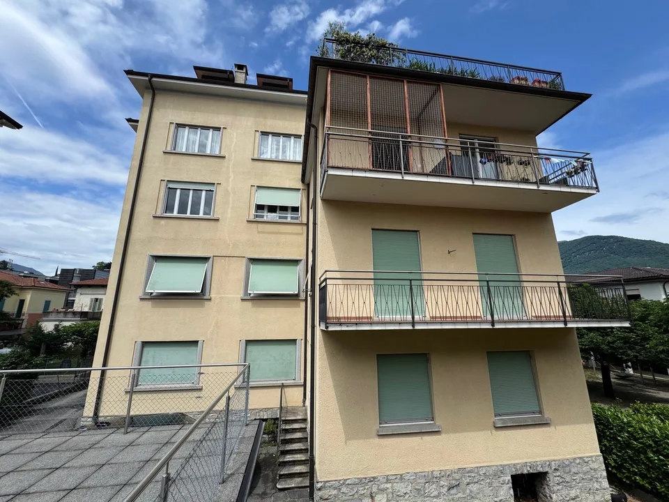 Miete 5.5 Zimmer renoviert in Massagno