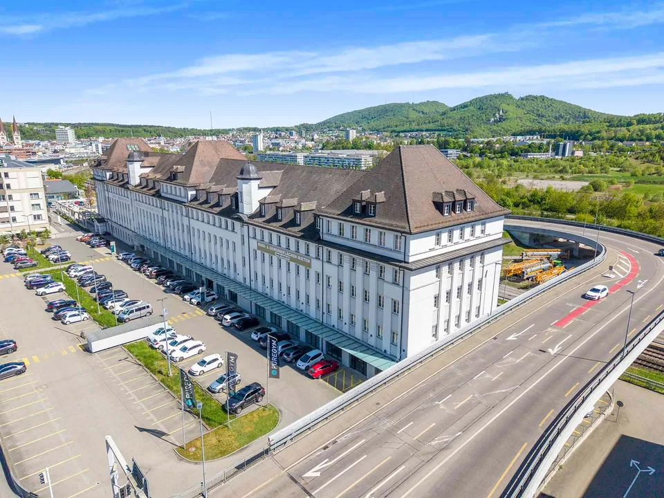 279 m² Gewerbe/Ladenflächen im Erdgeschoss an bester Lage