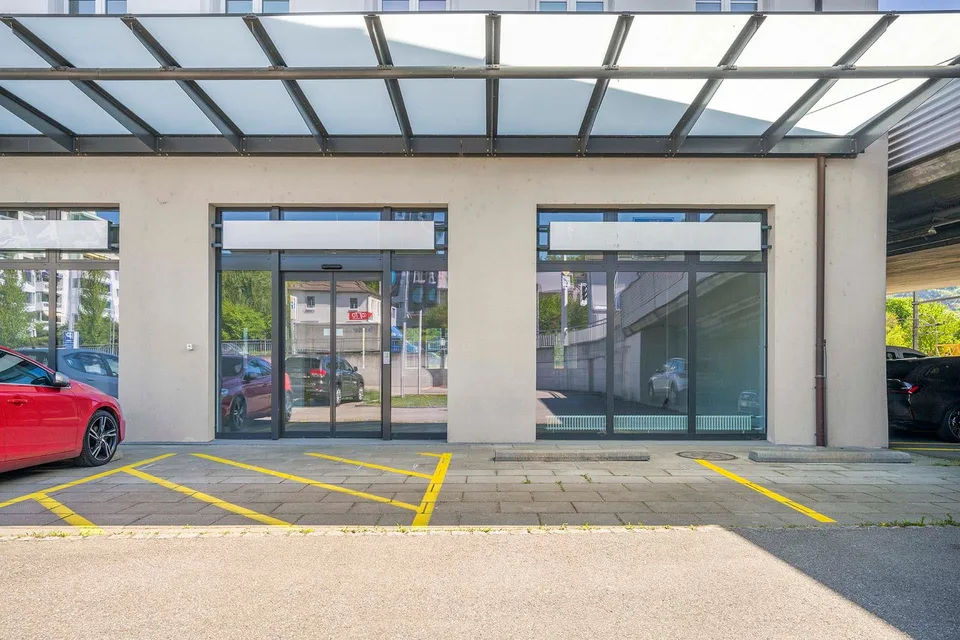 279 m² Gewerbe/Ladenflächen im Erdgeschoss an bester Lage