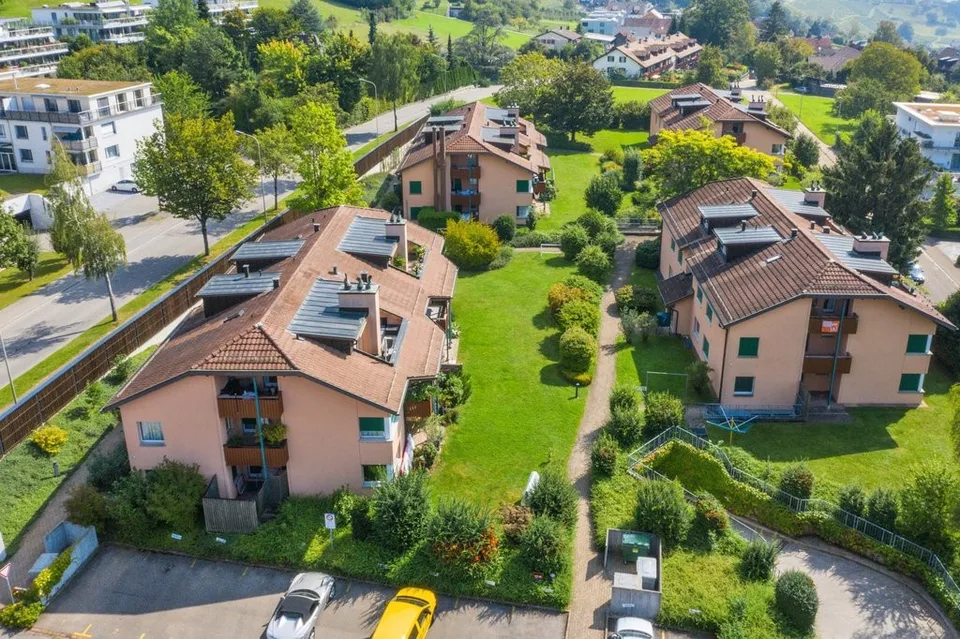 Einstellplatz in Männedorf zu vermieten!