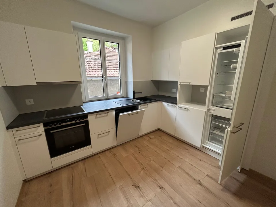 A louer: appartement 3 pièces avec balcon - Paul-Charmillot 80, St-Imier (1er étage)