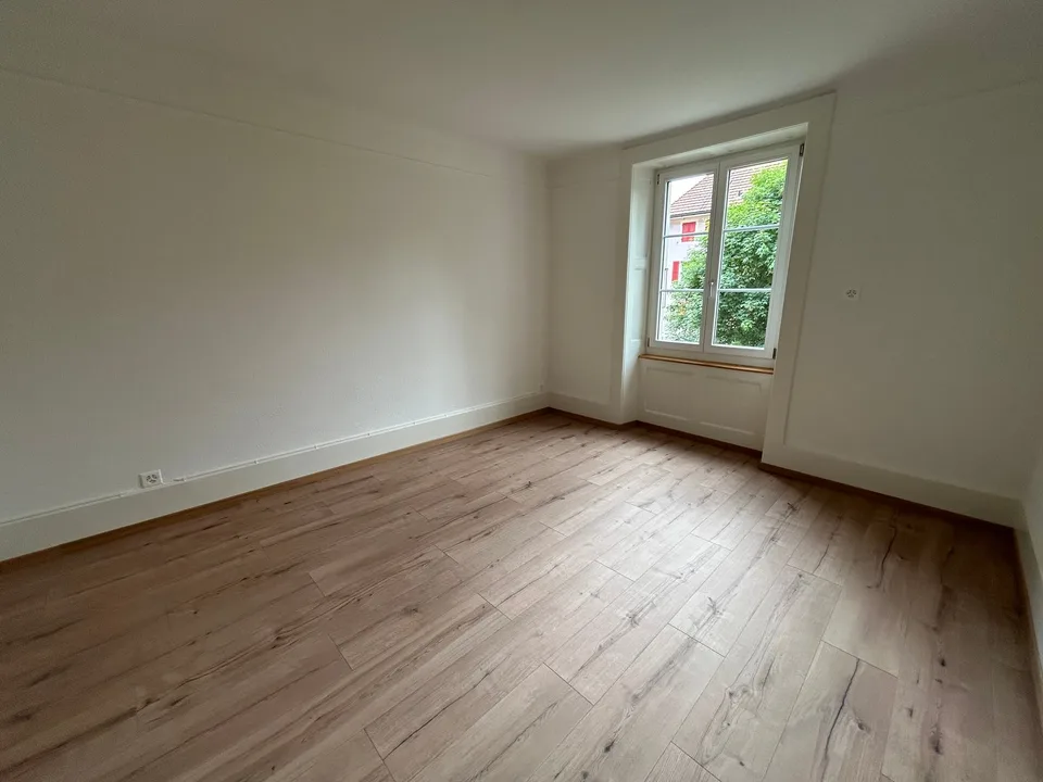 A louer: appartement 3 pièces avec balcon - Paul-Charmillot 80, St-Imier (1er étage)