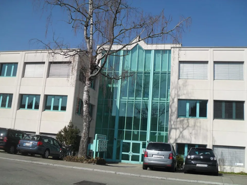280 m2 Bürofläche und ca. 120 m2 Werkstatt/Lager