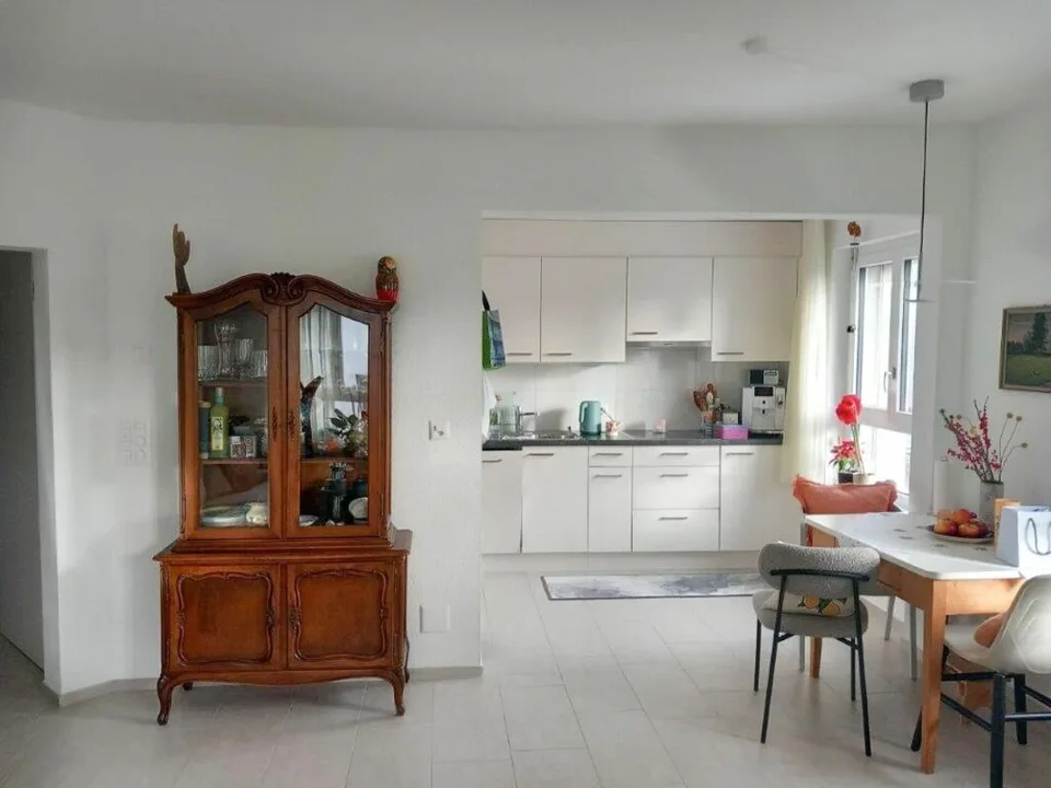 Appartamento arredato di 2,5 locali con balcone