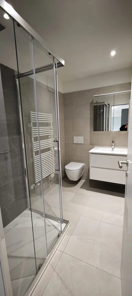 4 Zimmer in einem vollständig renovierten Doppelhaus in Monte Carasso – Foto 7 von 15
