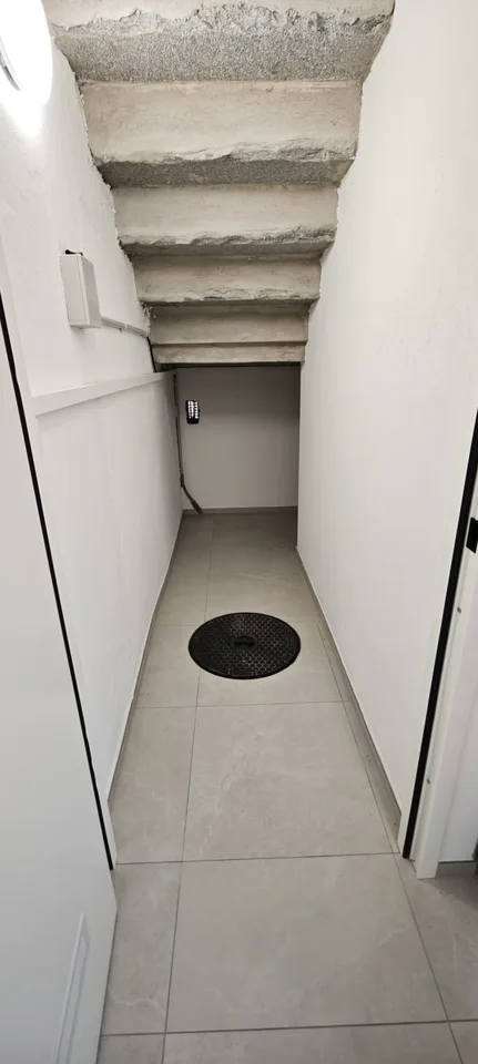 4 Zimmer in einem vollständig renovierten Doppelhaus in Monte Carasso