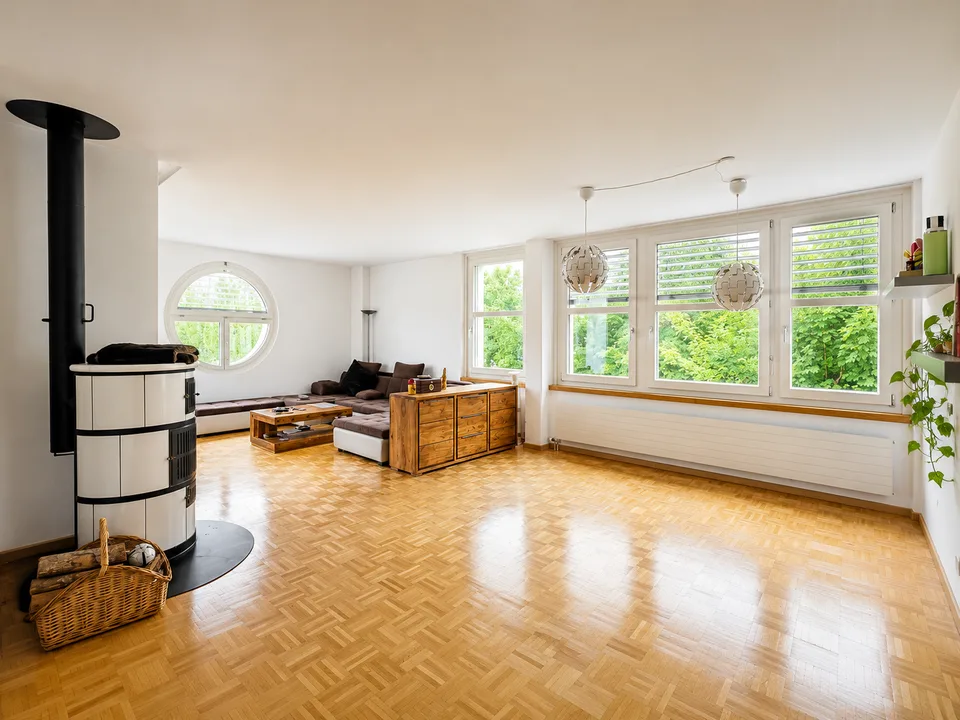 Helle 4-Zimmer-Wohnung mit Balkon und Weitsicht